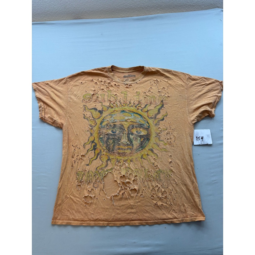 Sublime Graphic T-Shirt Distressed Sun Long Beach Orange Band Tee SM